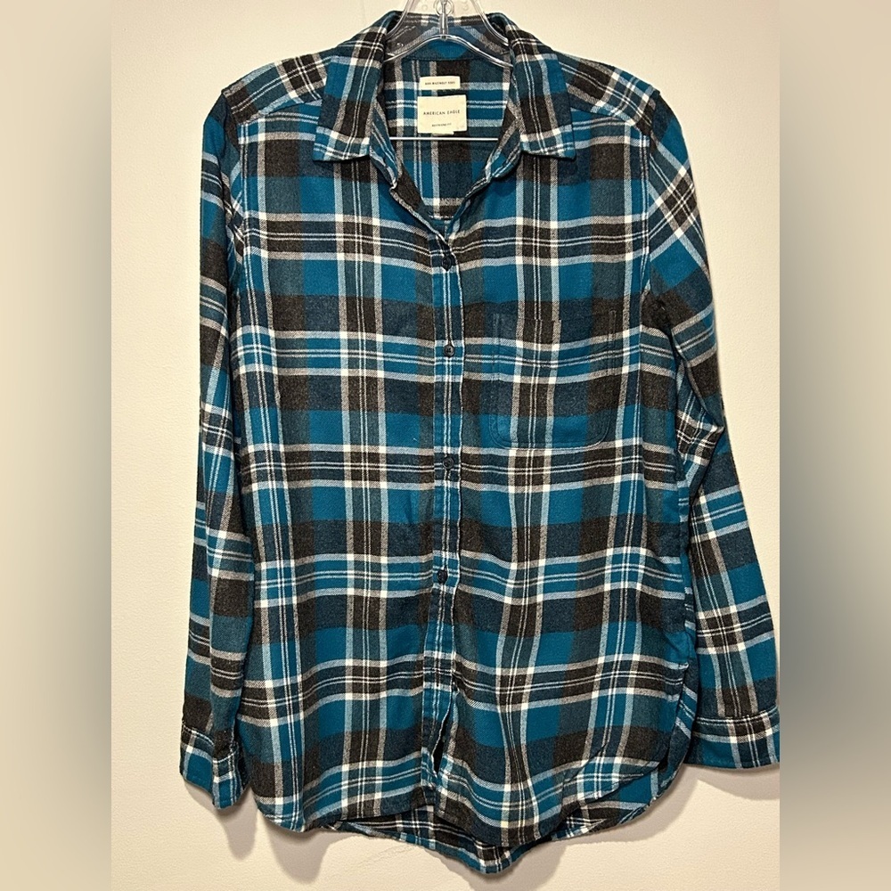 American Eagle Ahh-Mazingly Soft Boyfriend Fit Plaid Flannel Shirt Women’s Small - Picture 2 of 9